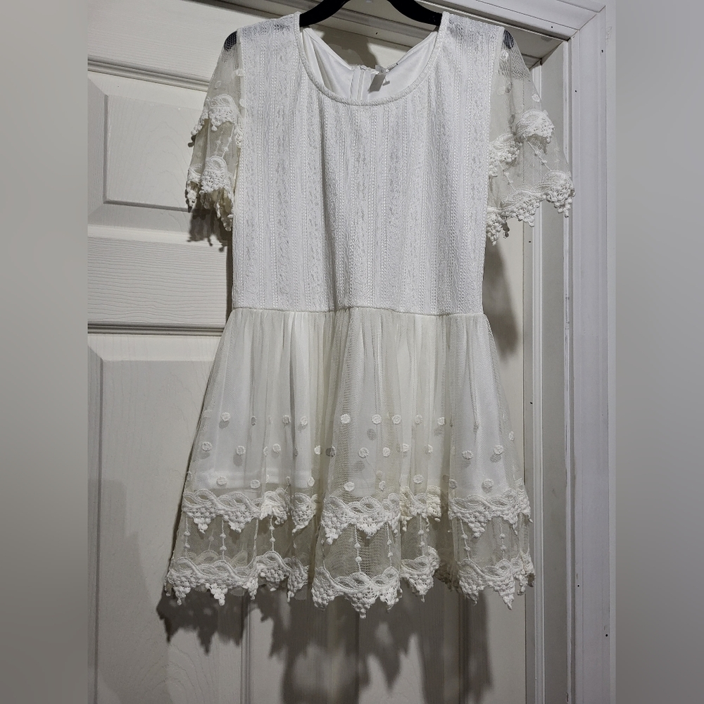 Dressy Top, Junior Girls Medium, Journey Five, White Lace